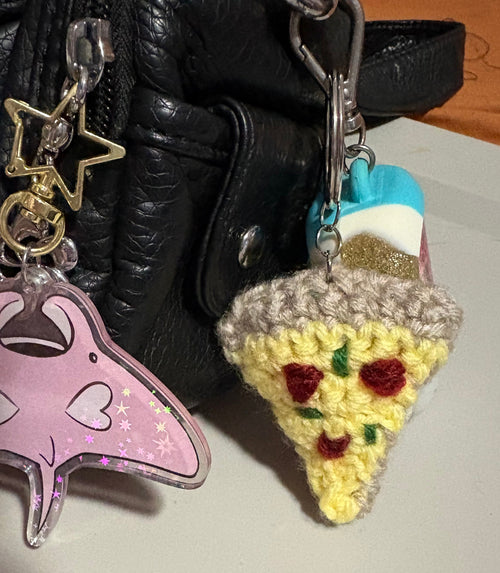 Crochet Pizza Keychain